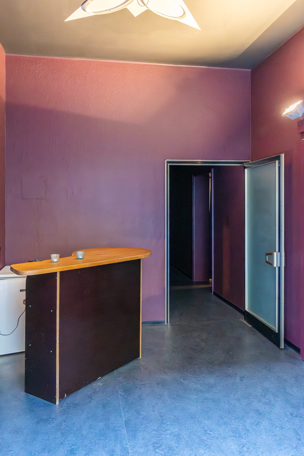 Das Foyer mit Bar